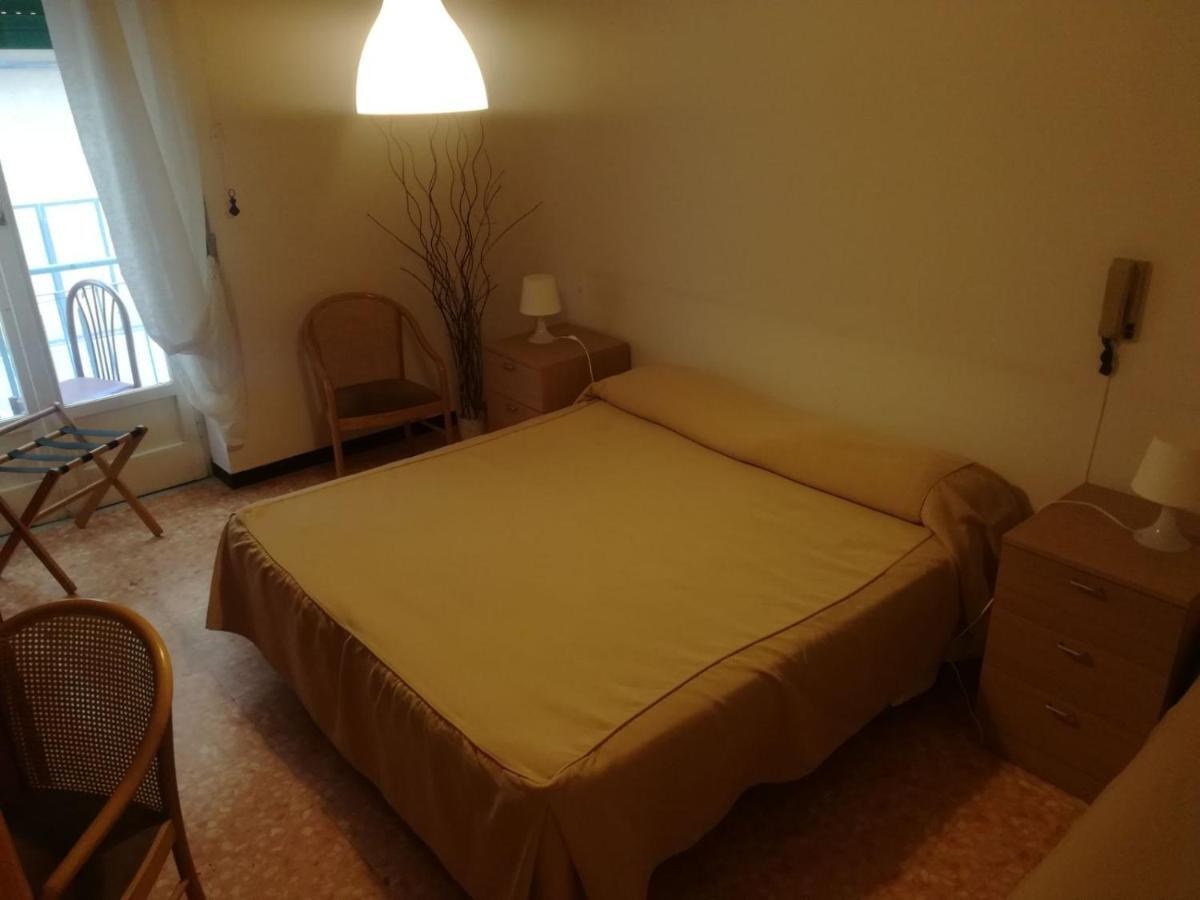 Hotel Olimpia Alassio Zimmer foto